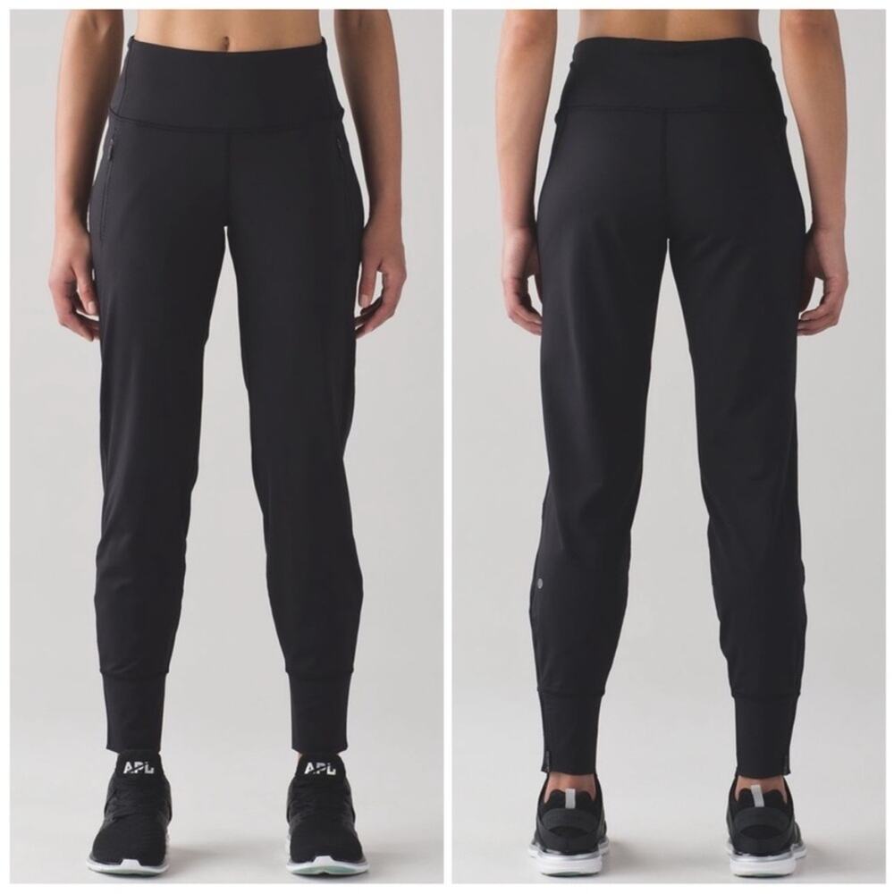 Lululemon Fresh Tracks Jogger Pant 2 Athletic Running Black Athleisure‎ Trendy